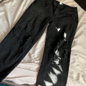 Forever 21 black ripped pants